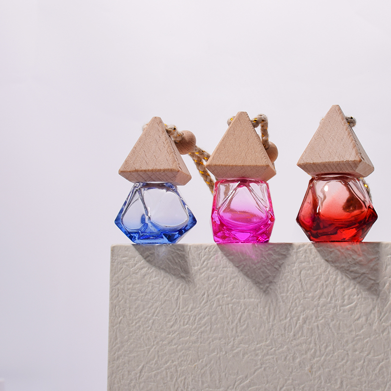 Car perfume bottle Creative in-car aromatherapy bottle pendant Car decorative (6).jpg