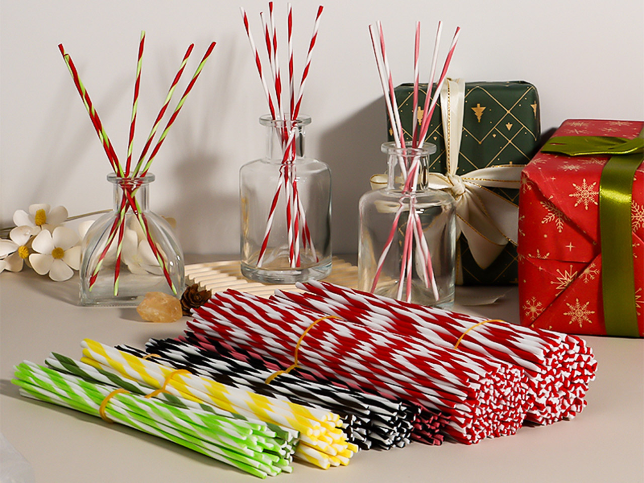 We meet you with our amazing new product, the Christmas Scented Fiber sticks
